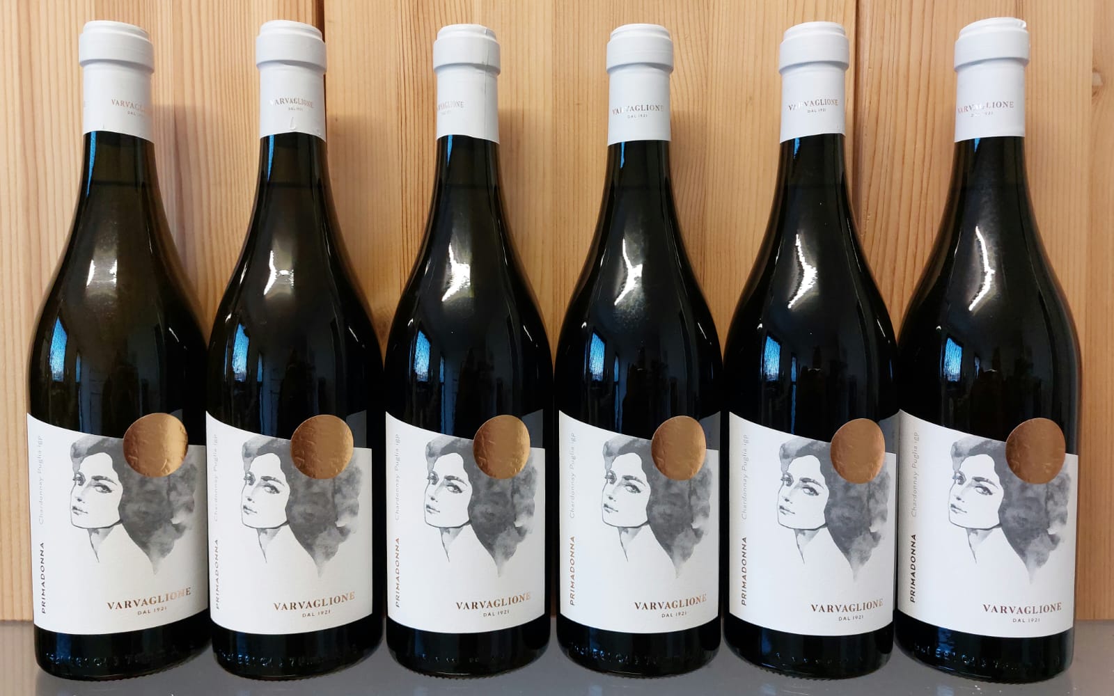 Varvaglione <br> Chardonnay IGP <br> Primadonna <br> 6 Bottles